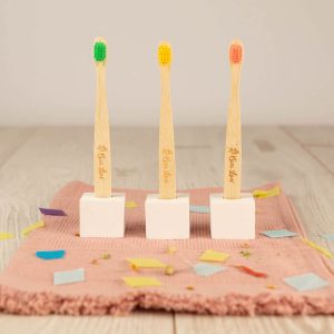 Cepillo de dientes infantil de bambú BIZI SLOW